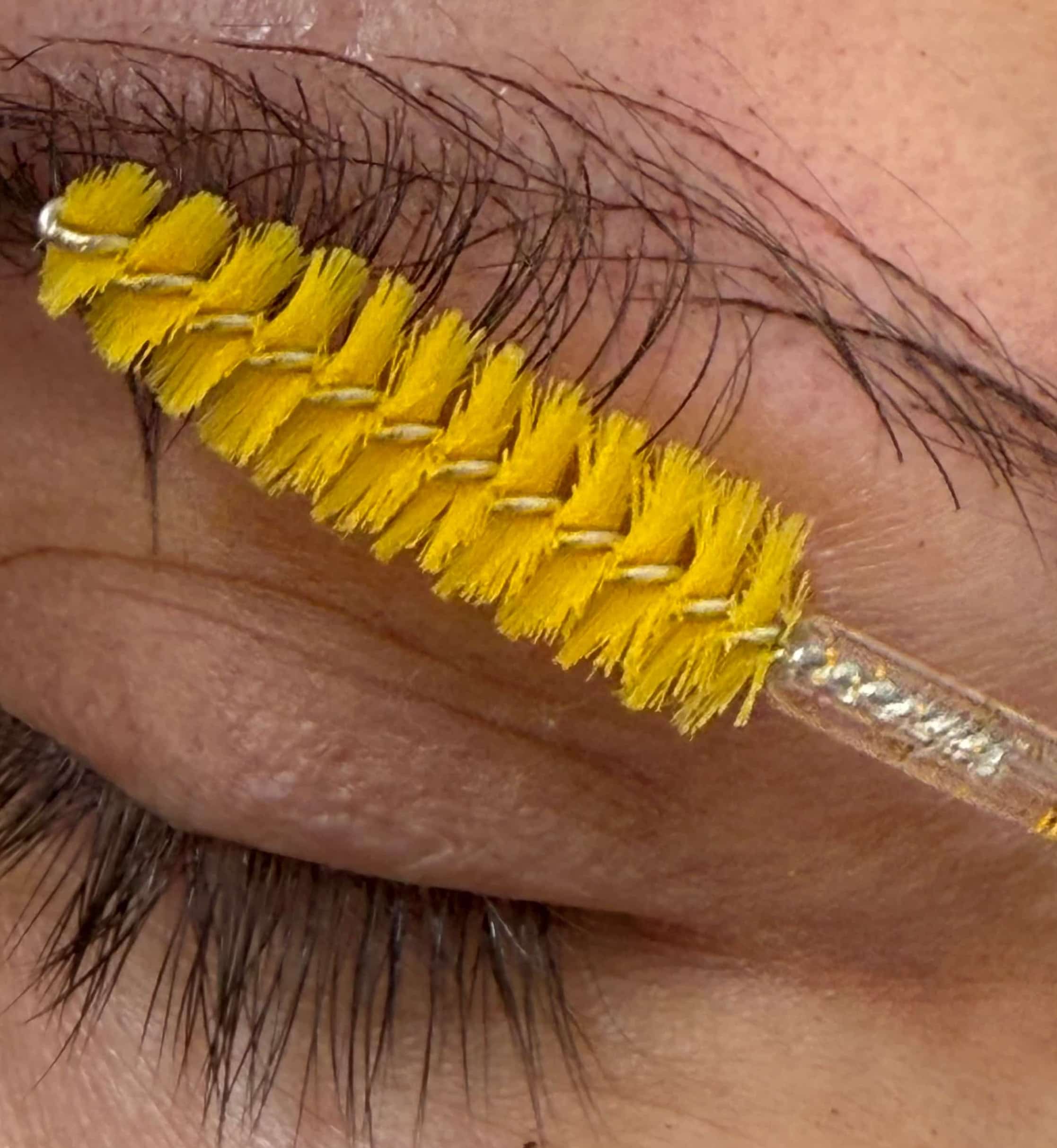 چطور ماندگاری تاتو ابرو را افزایش دهیم؟